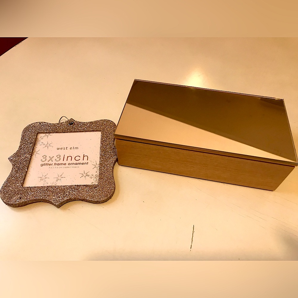 NWT West Elm Two Piece Accessories